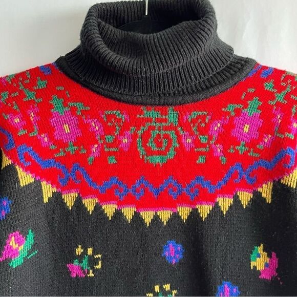 IVY Women's Vintage Style Floral Turtle Neck Knit Sweater - Picture 4 of 8